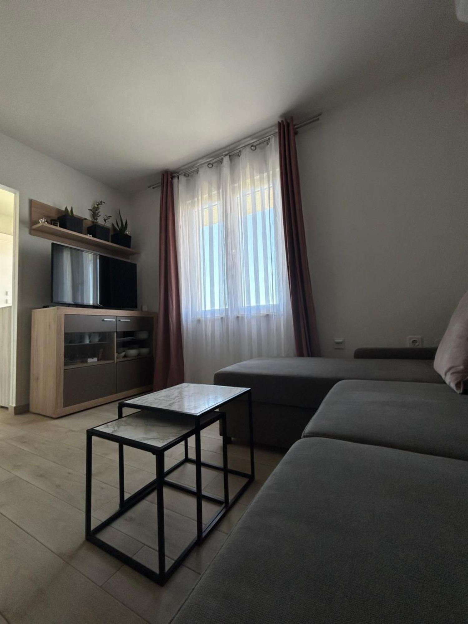 Apartment Salov Trogir Exterior foto